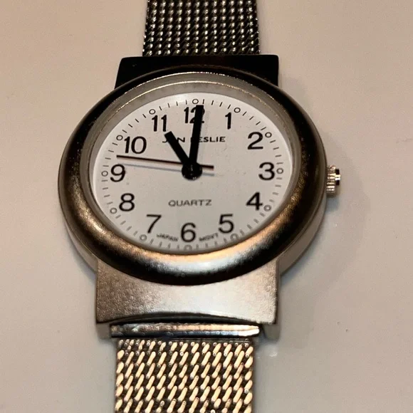 Jan Leslie | Accessories | Vintage Jan Leslie Quartz Watch  display picture 3